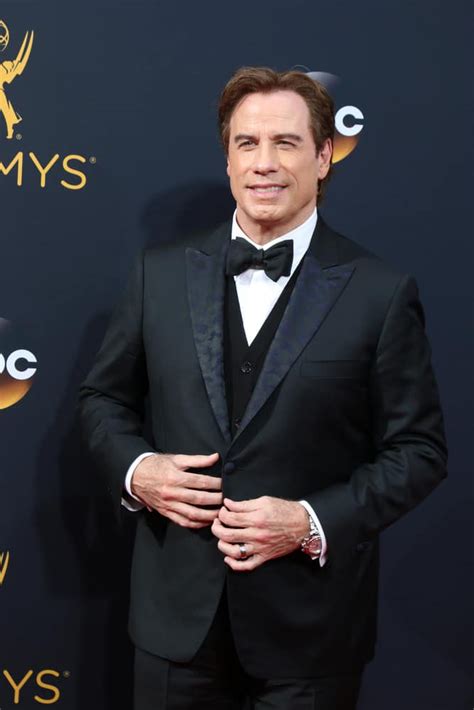 how tall john travolta